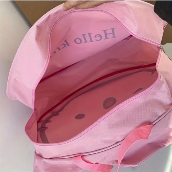 Sanrio Hello Kitty Large Capacity Tote Bag - Picture 2 of 4